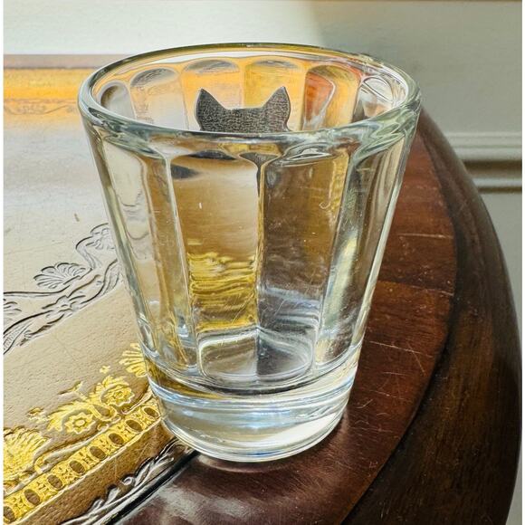 Glass Fluted Shot Glass with Pewter Stainless Steel Wolf Fox Emblem NEW - Picture 5 of 6